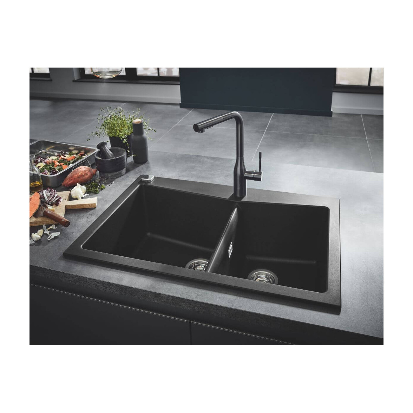 Bateria Kuchenna Essence Brushed Hard Graphite 30270AL0 Grohe