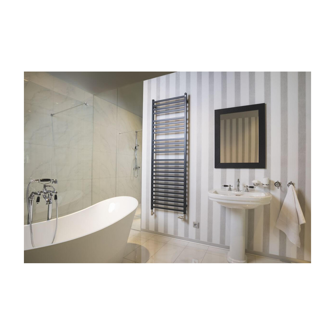 Grzejnik Vision Black Mat QV120-050-05 Zehnder