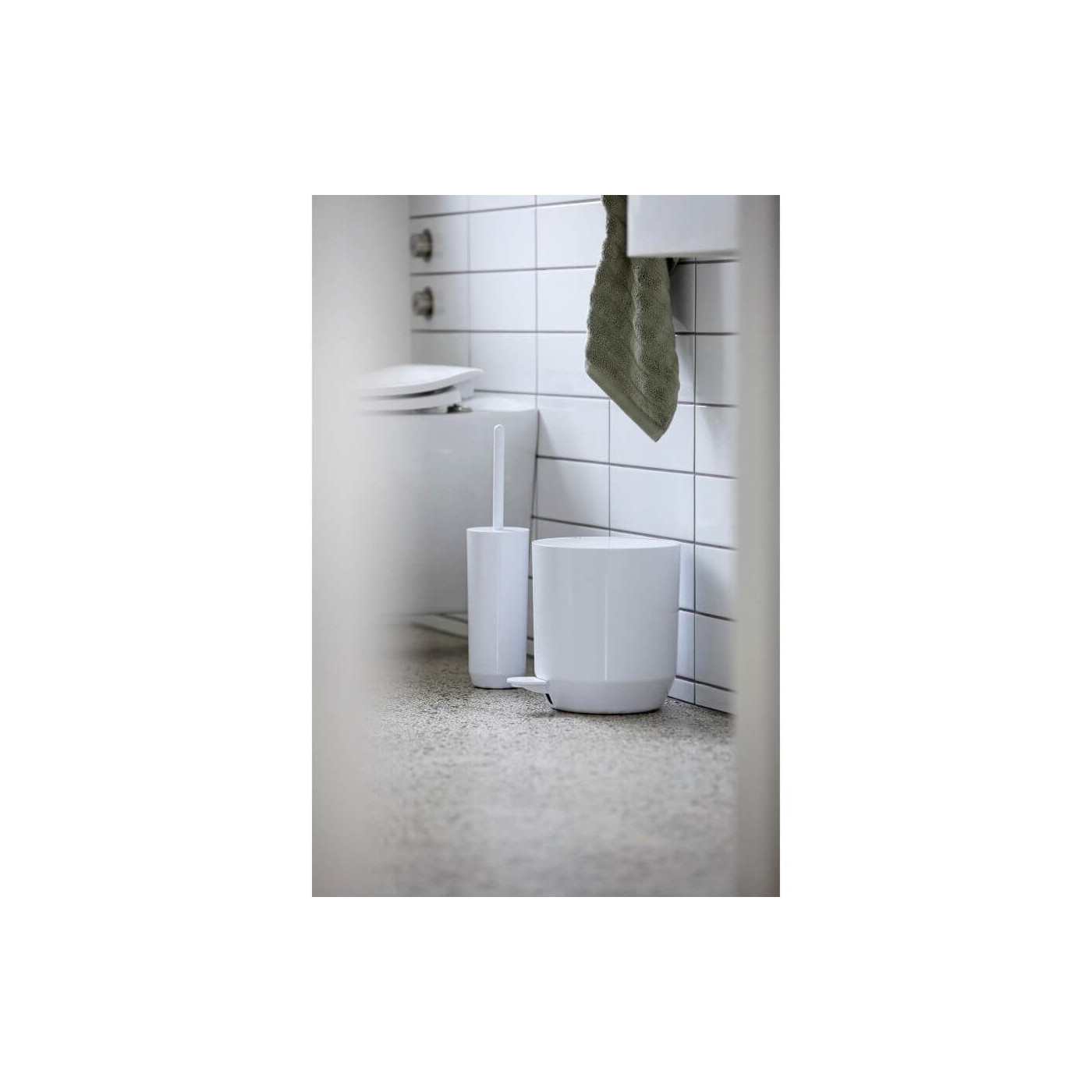 Kosz Łazienkowy Na Śmieci Suii White 332175 Zone Denmark