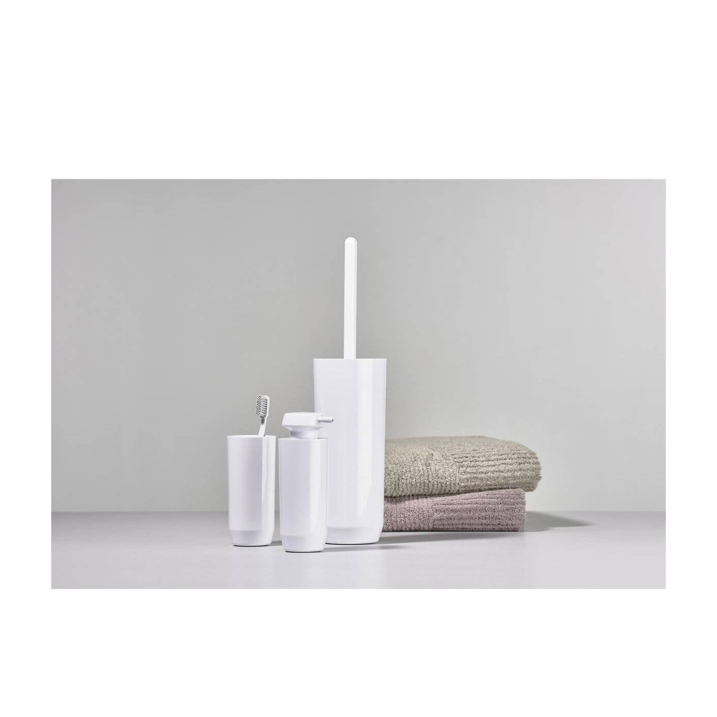Kubek Na Szczoteczki Suii White 332163 Zone Denmark