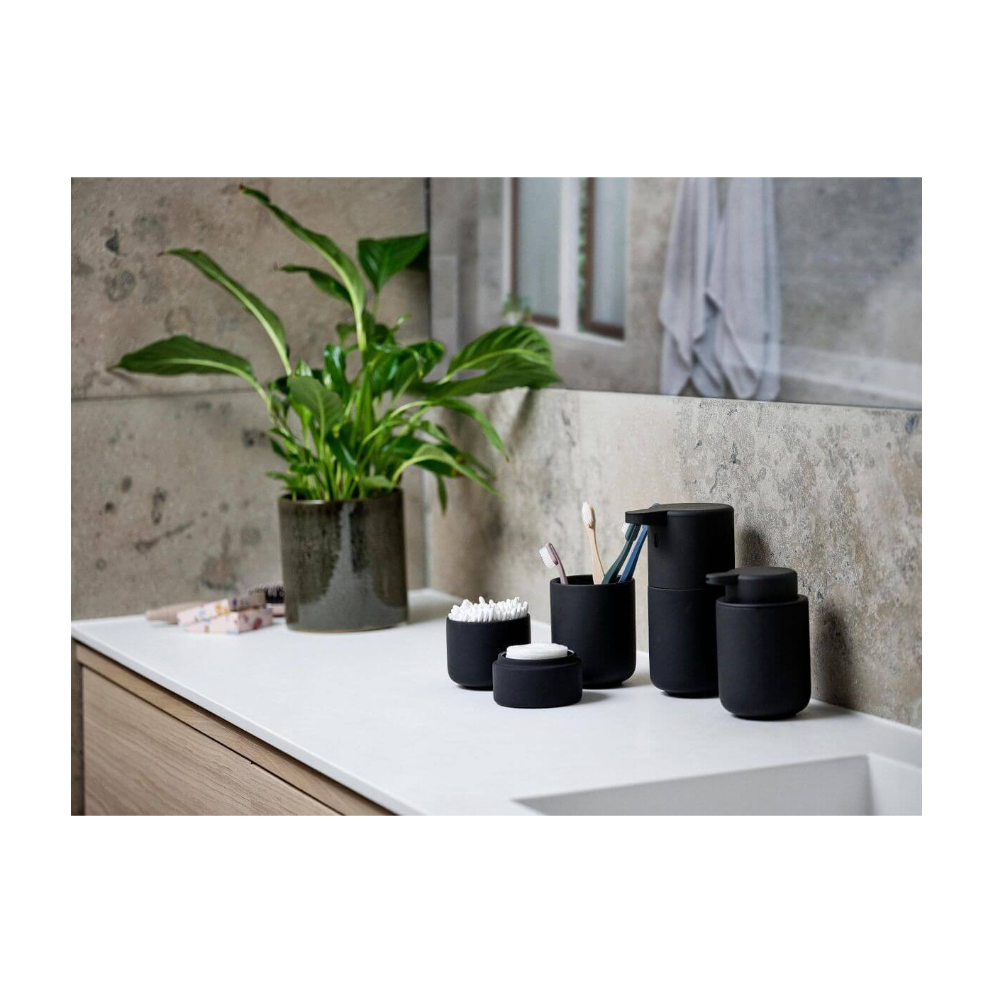 Kubek Na Szczoteczki Ume Black 330397 Zone Denmark