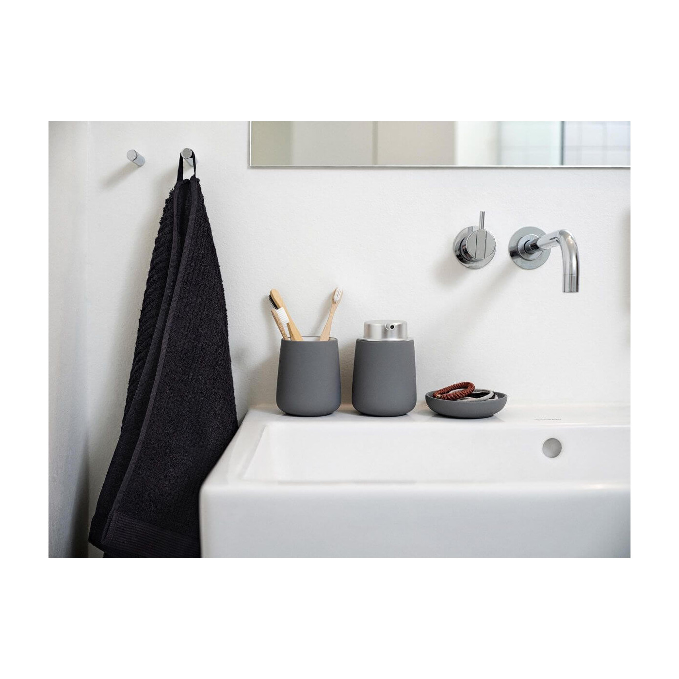 Ręcznik Classic 70x140 Black 330491 Zone Denmark