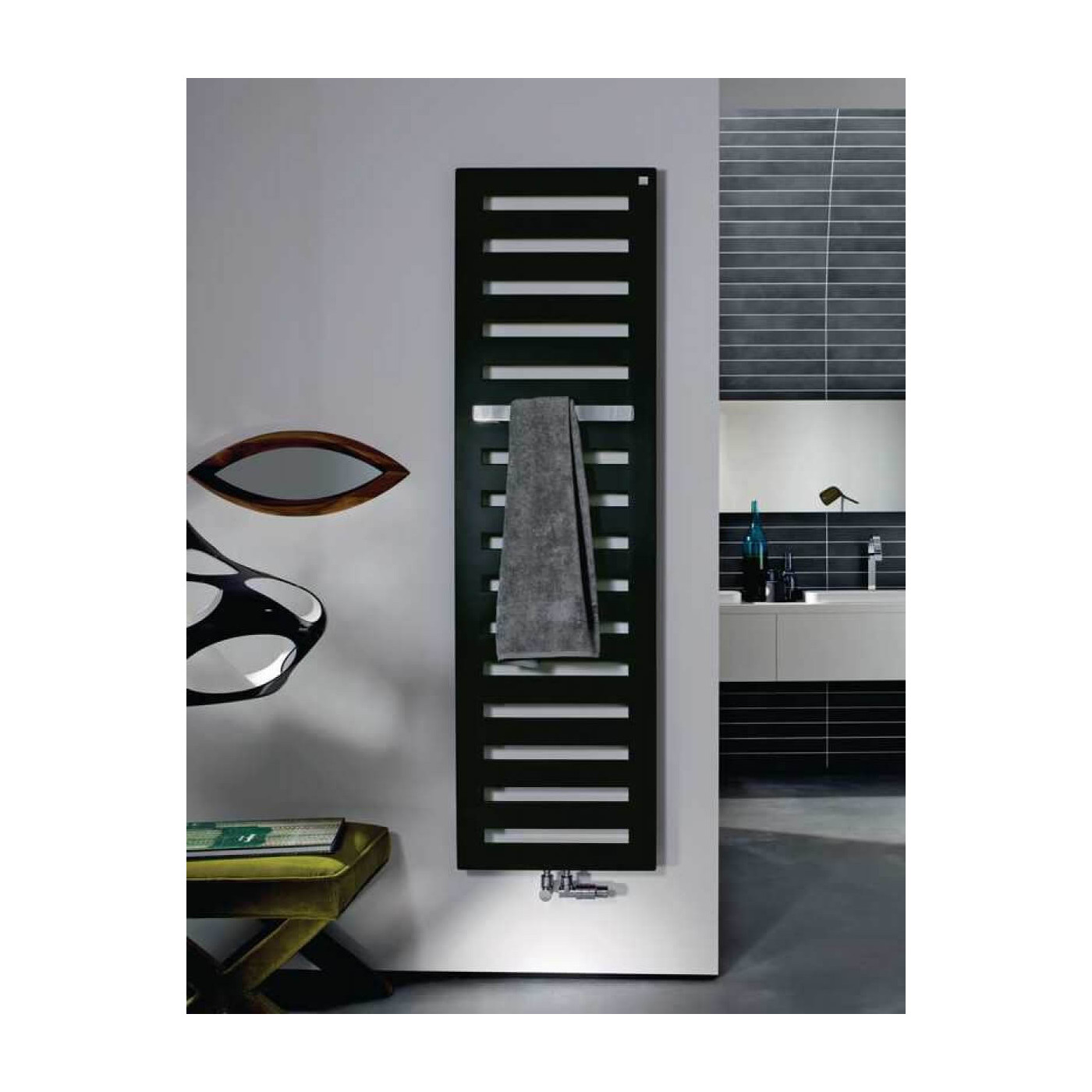 Grzejnik Łazienkowy Metropolitan Bar Black Quarz 1540x500 MEP 150-050/M0550 Zehnder