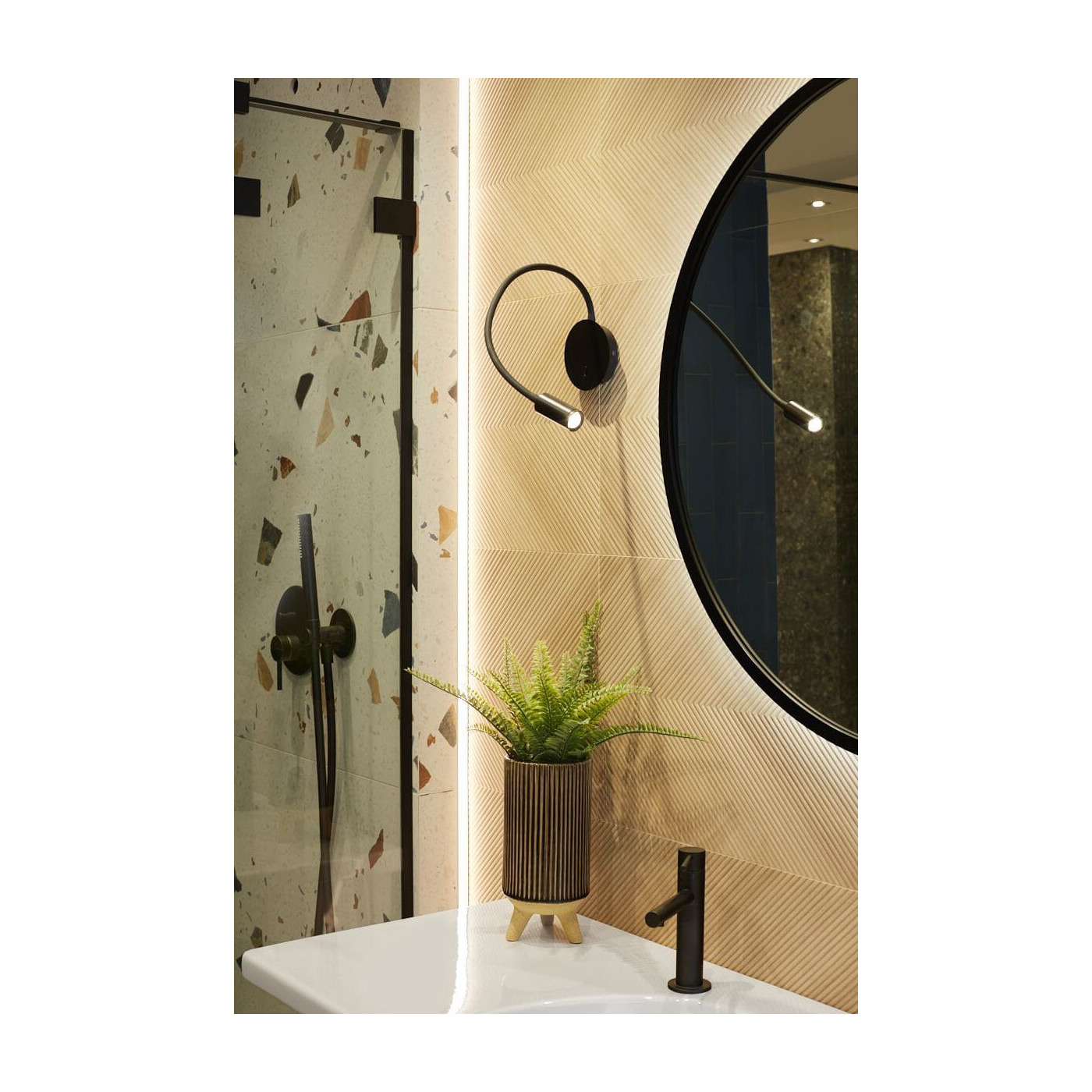 Kinkiet Elana Black 106021 Aio