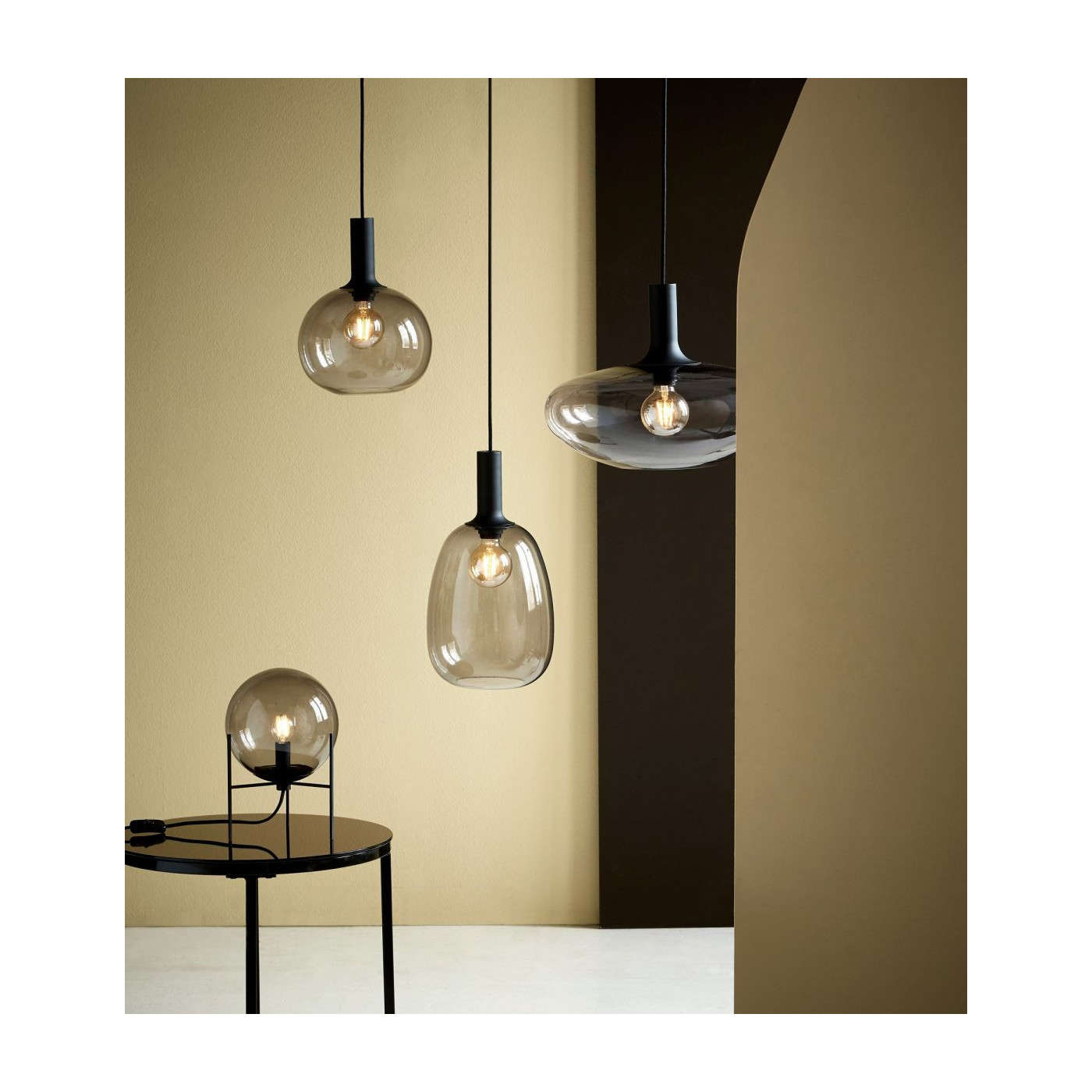 Lampa Stołowa Alton Przydymione Szkło 47645047 Nordlux