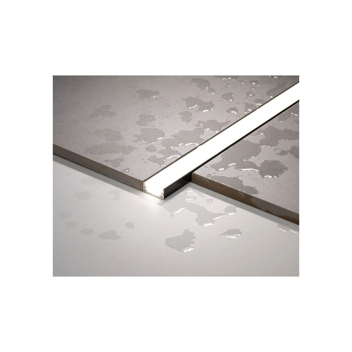 Oprawa LED łazienkowa AQU czarna IP68 300cm 3000K Kingled