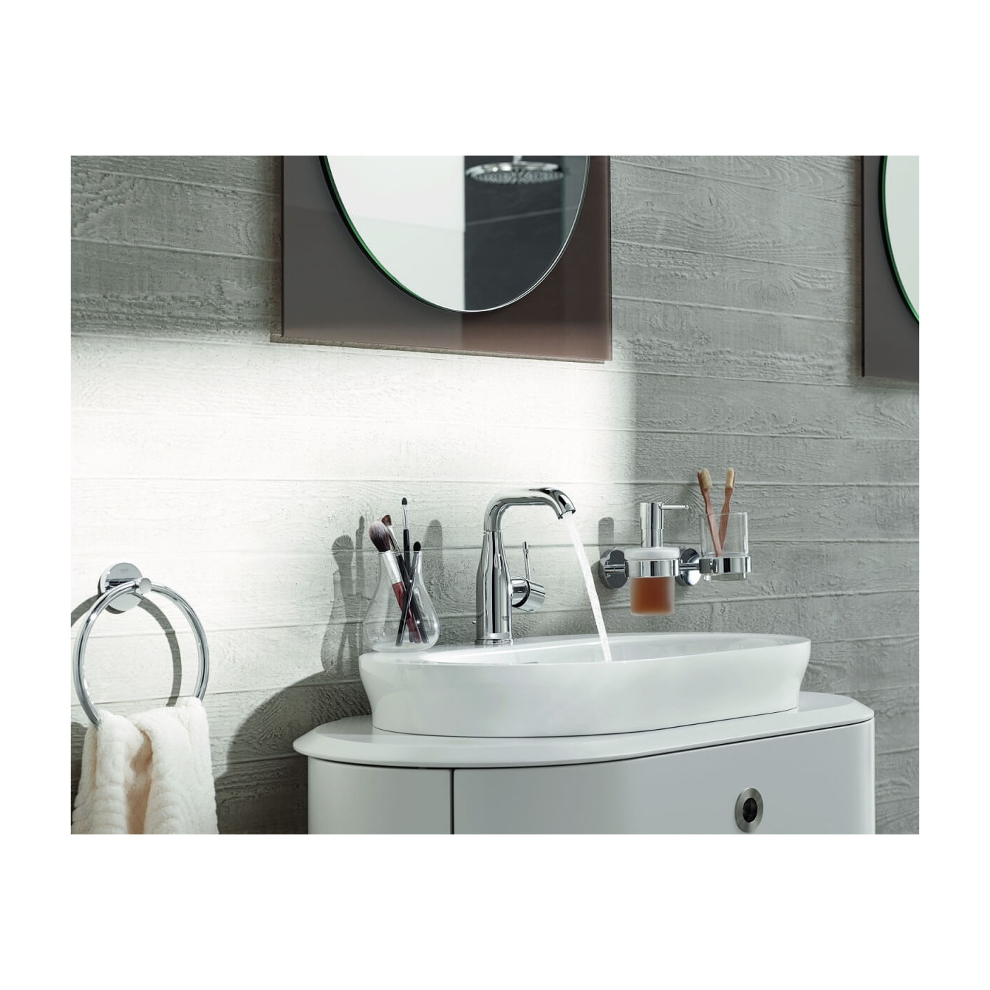 Bateria Umywalkowa Essence M 23462001 Grohe