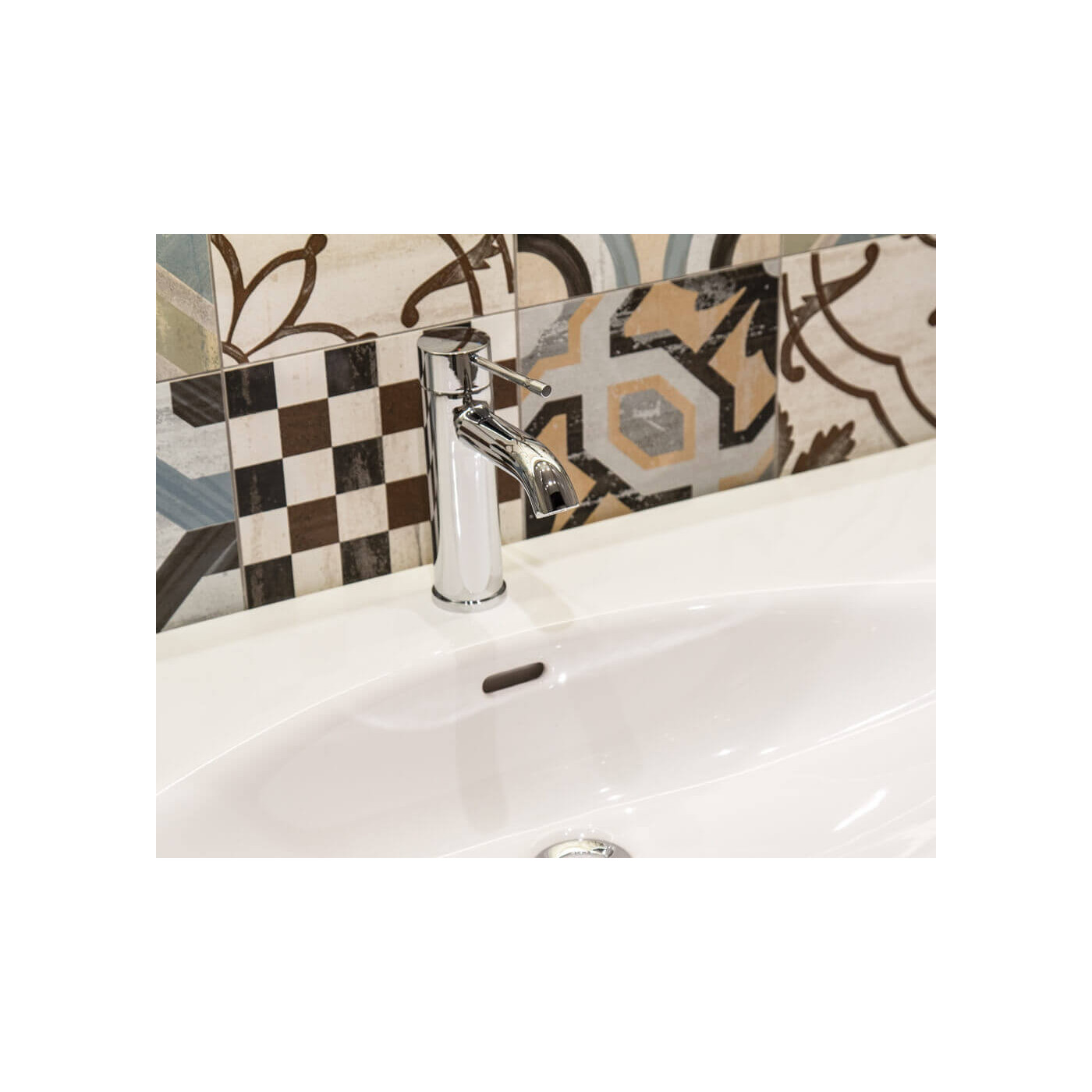 Bateria Umywalkowa Essence S 24172001 Grohe